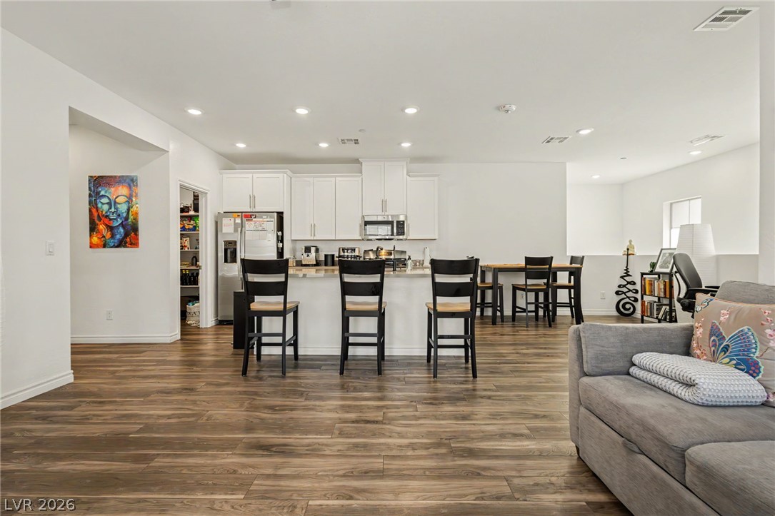 600 North Carriage Hill Drive 2174