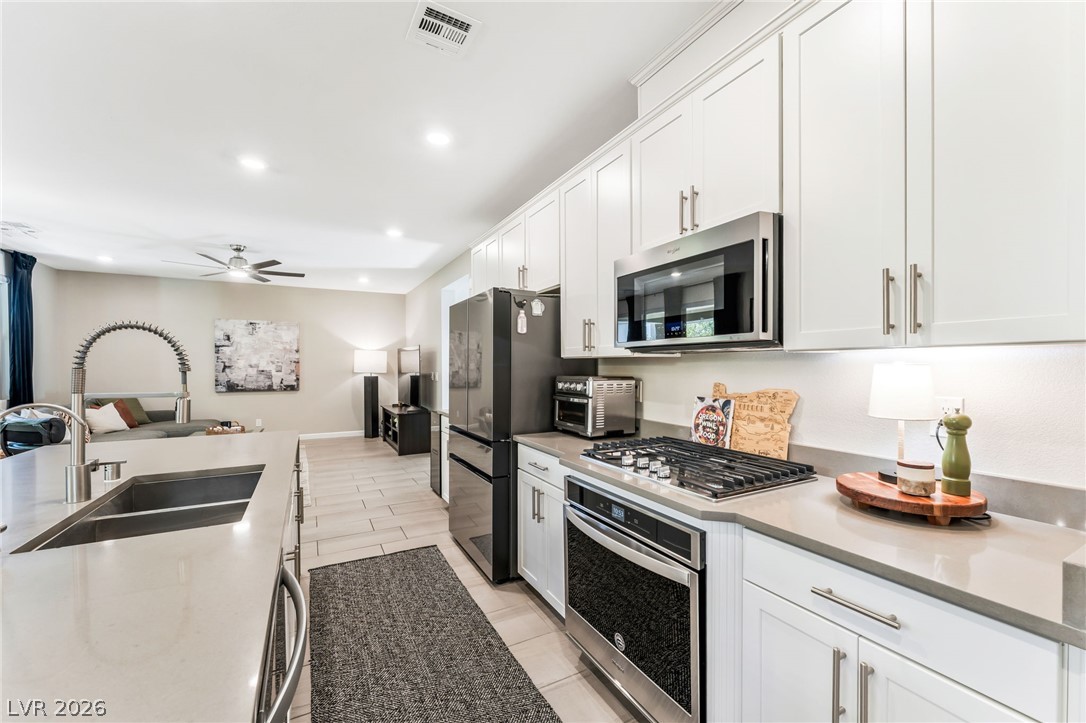848 Riverlawn Place