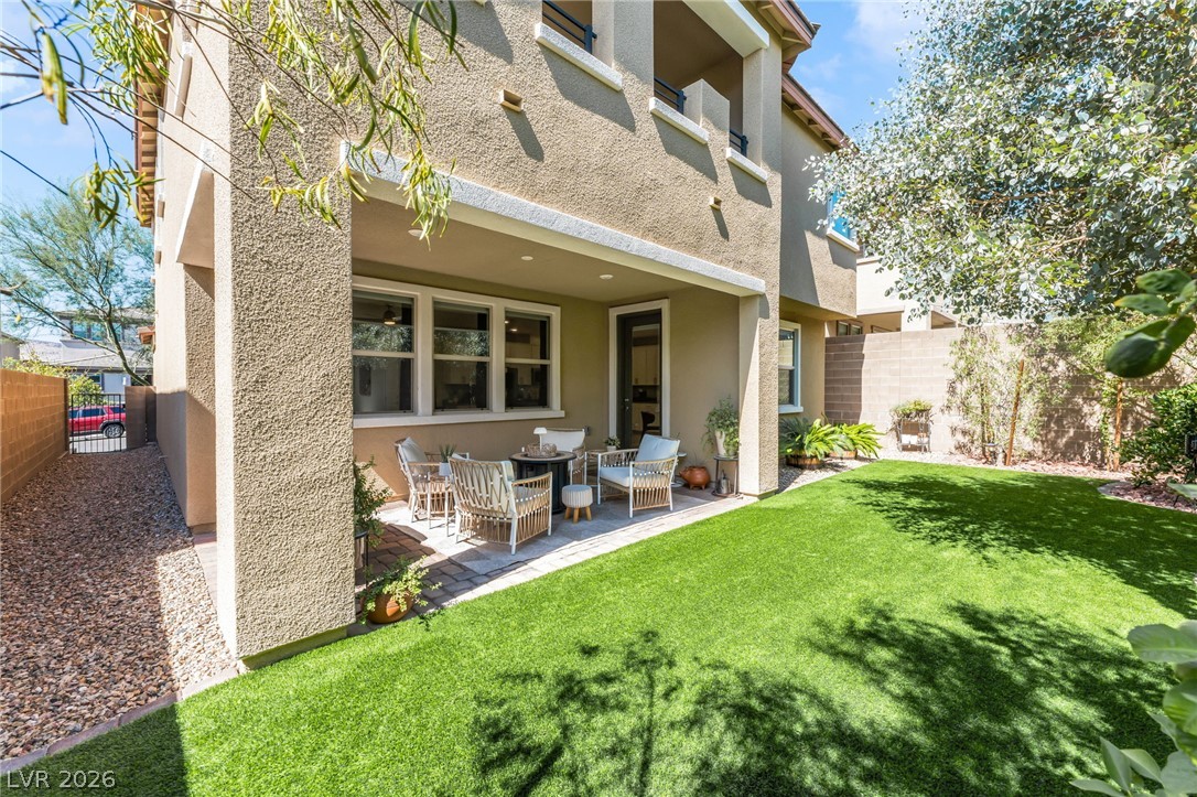 848 Riverlawn Place