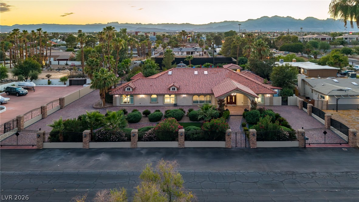 1355 Westwind Road