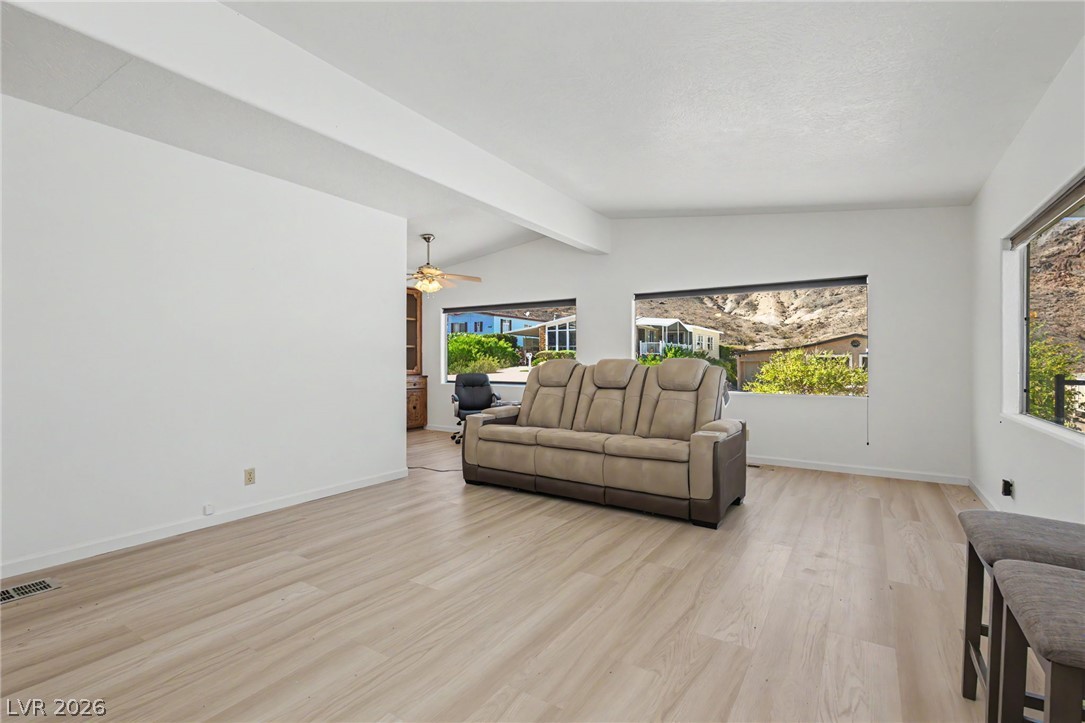 653 Mount Bona Way