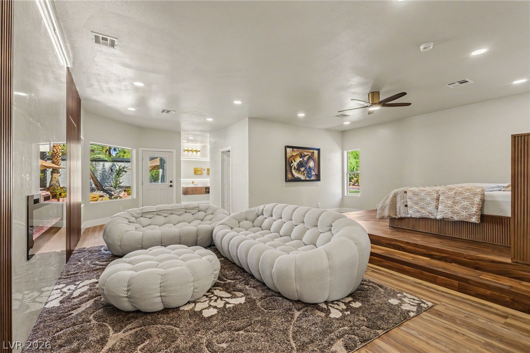 3125 Shadowleaf Court
