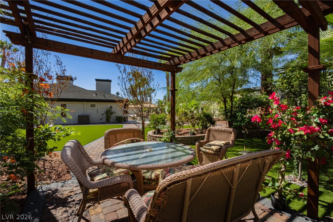 3125 Shadowleaf Court