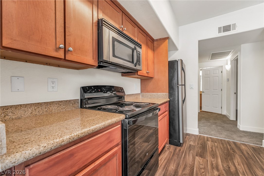 4400 South Jones Boulevard 1057