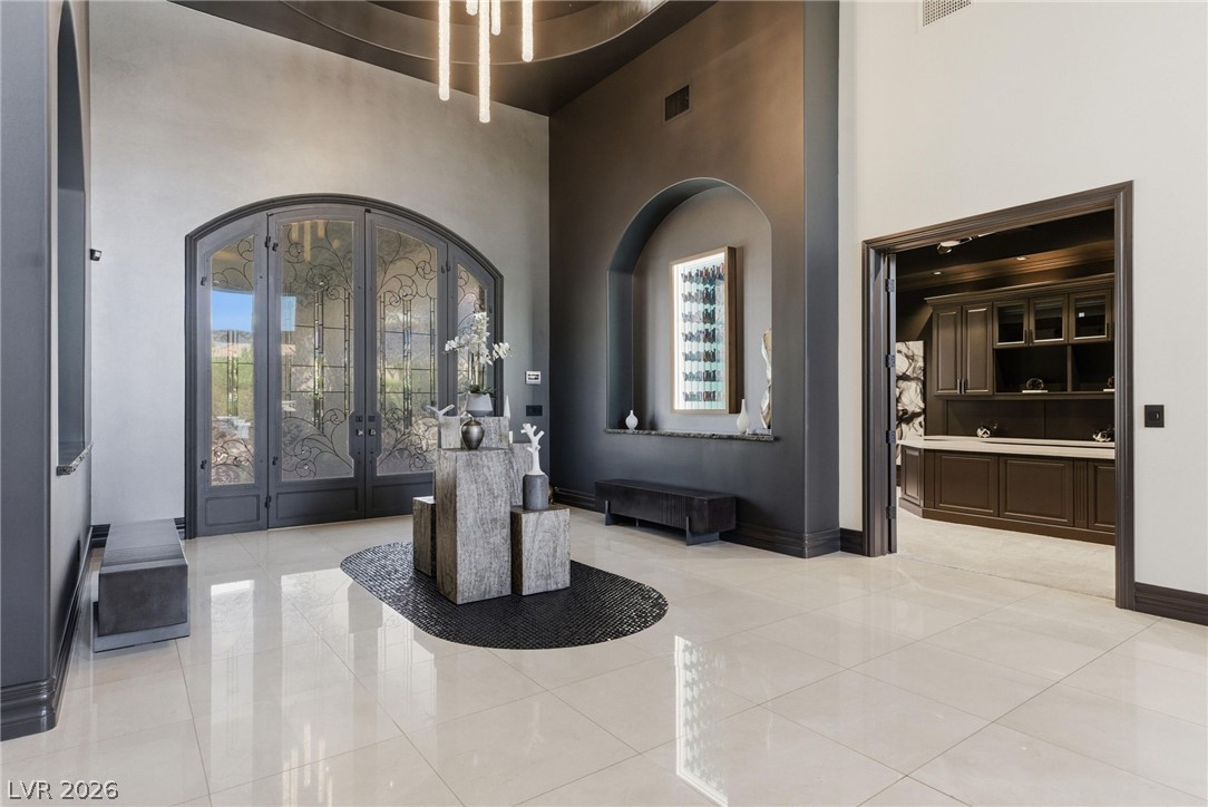 5016 Scenic Ridge Drive