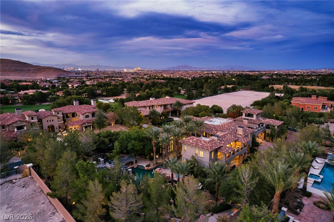 5 Wood Creek Court