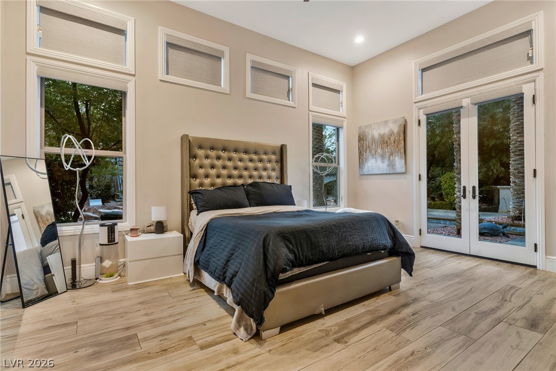 5 Wood Creek Court