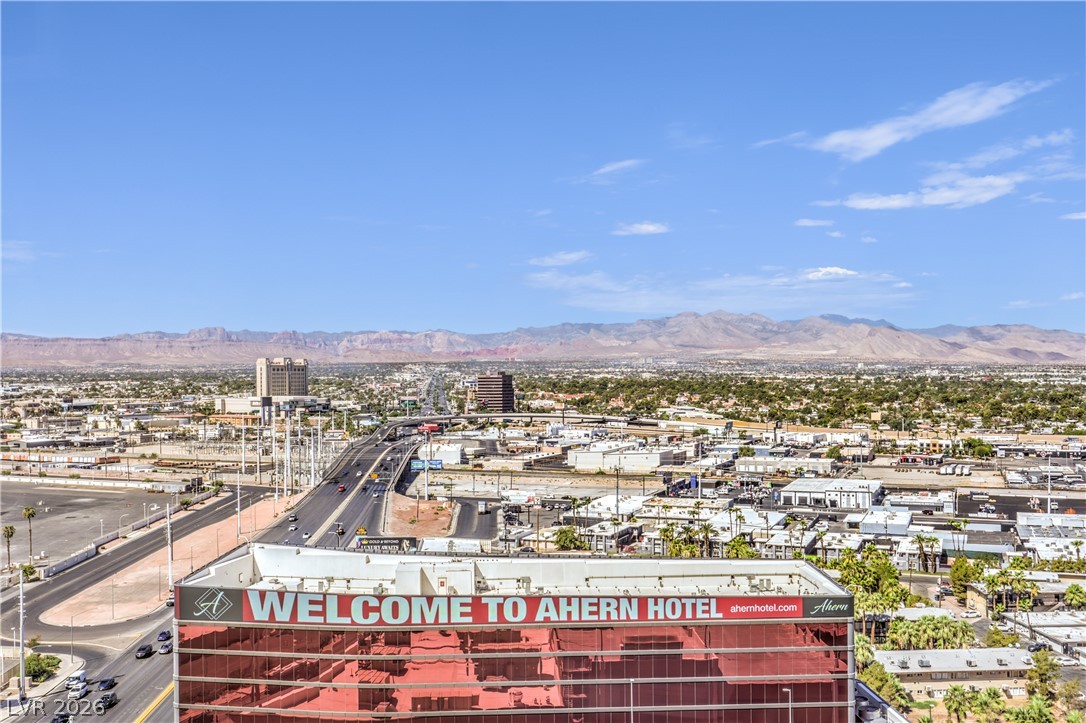 200 West Sahara Avenue 1901