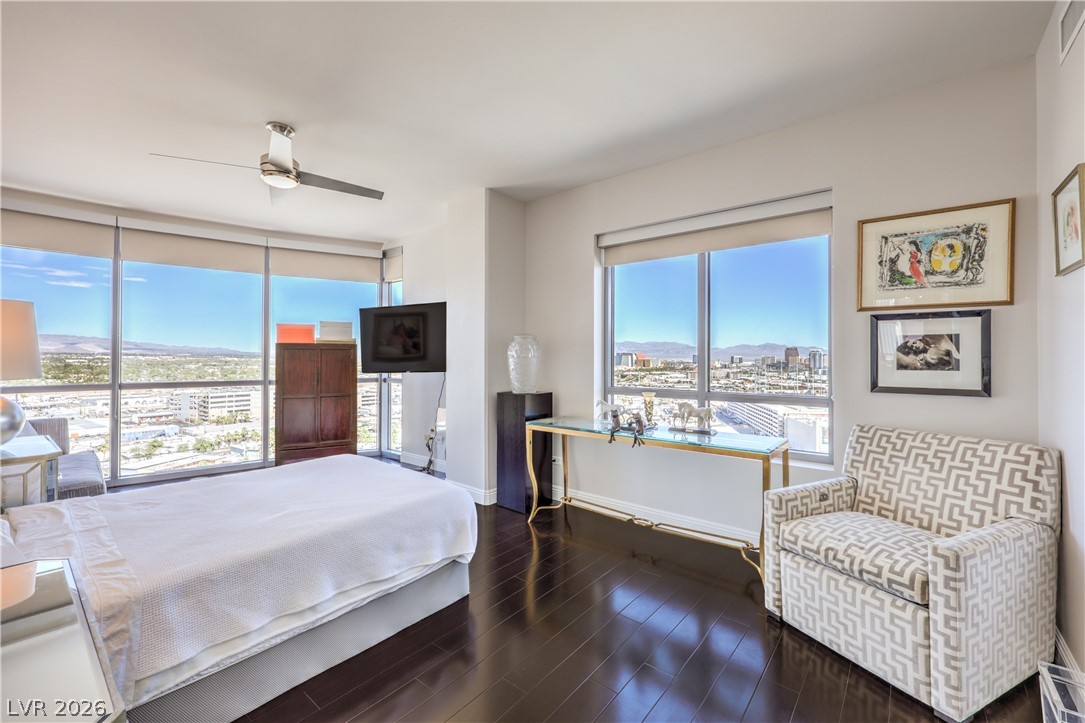 200 West Sahara Avenue 1901