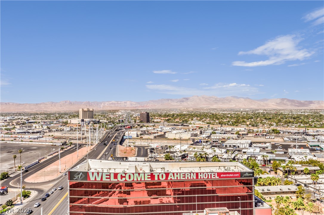 200 West Sahara Avenue 1901