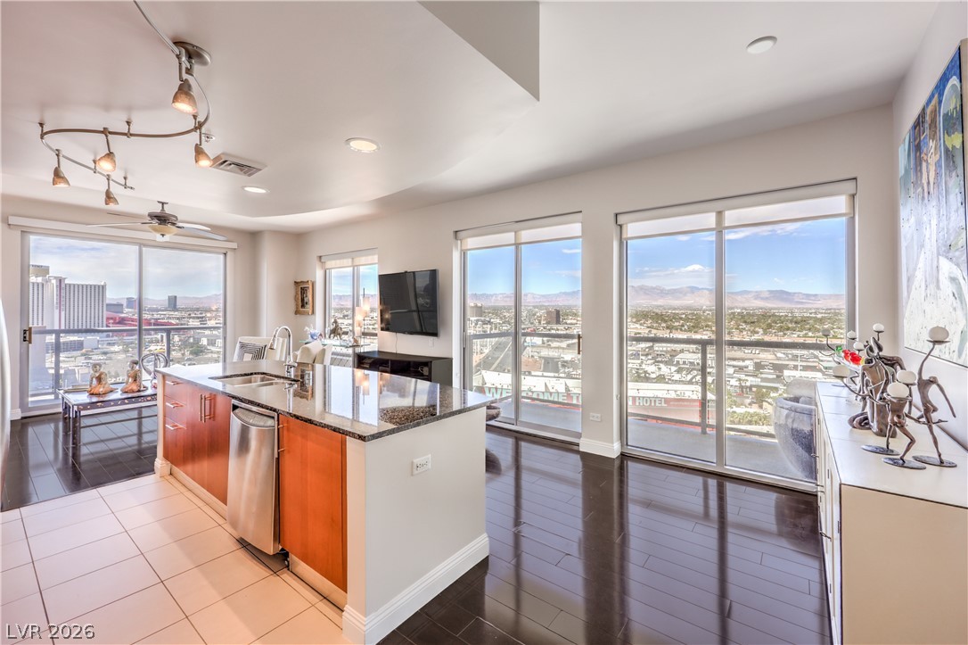 200 West Sahara Avenue 1901