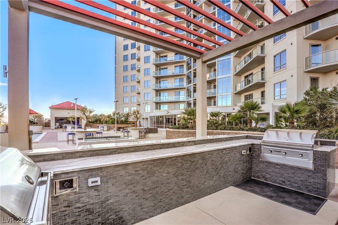 200 West Sahara Avenue 1901