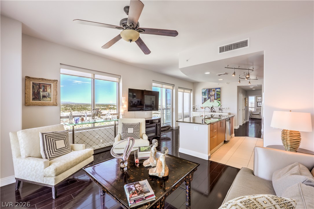 200 West Sahara Avenue 1901