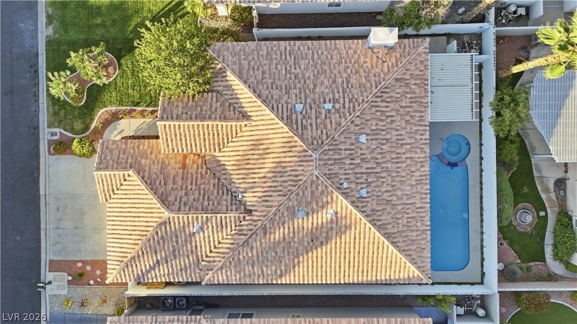1612 Hidden Spring Drive