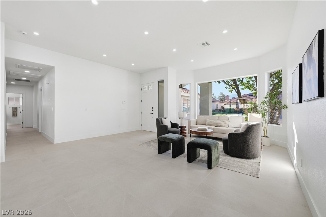 1612 Hidden Spring Drive