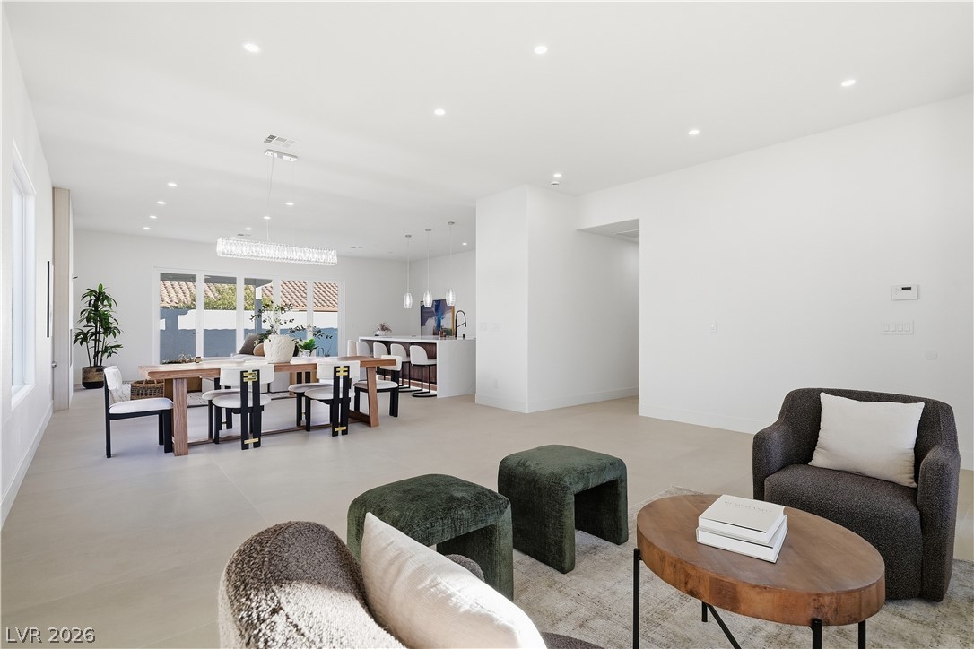1612 Hidden Spring Drive