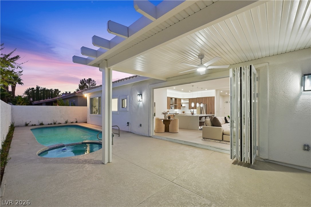 1612 Hidden Spring Drive