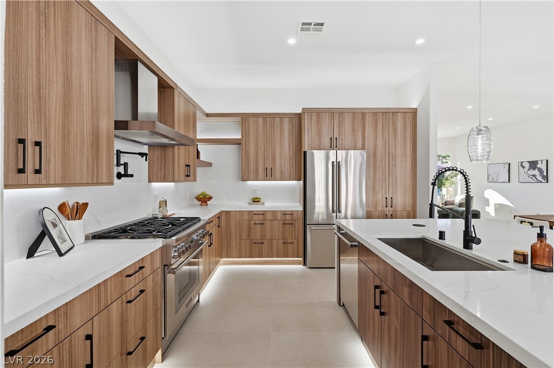 1612 Hidden Spring Drive