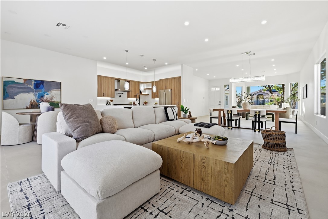 1612 Hidden Spring Drive
