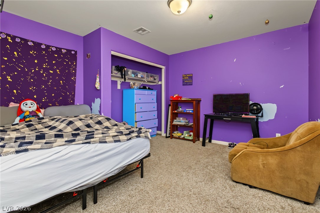 7021 Albatross Attic Street