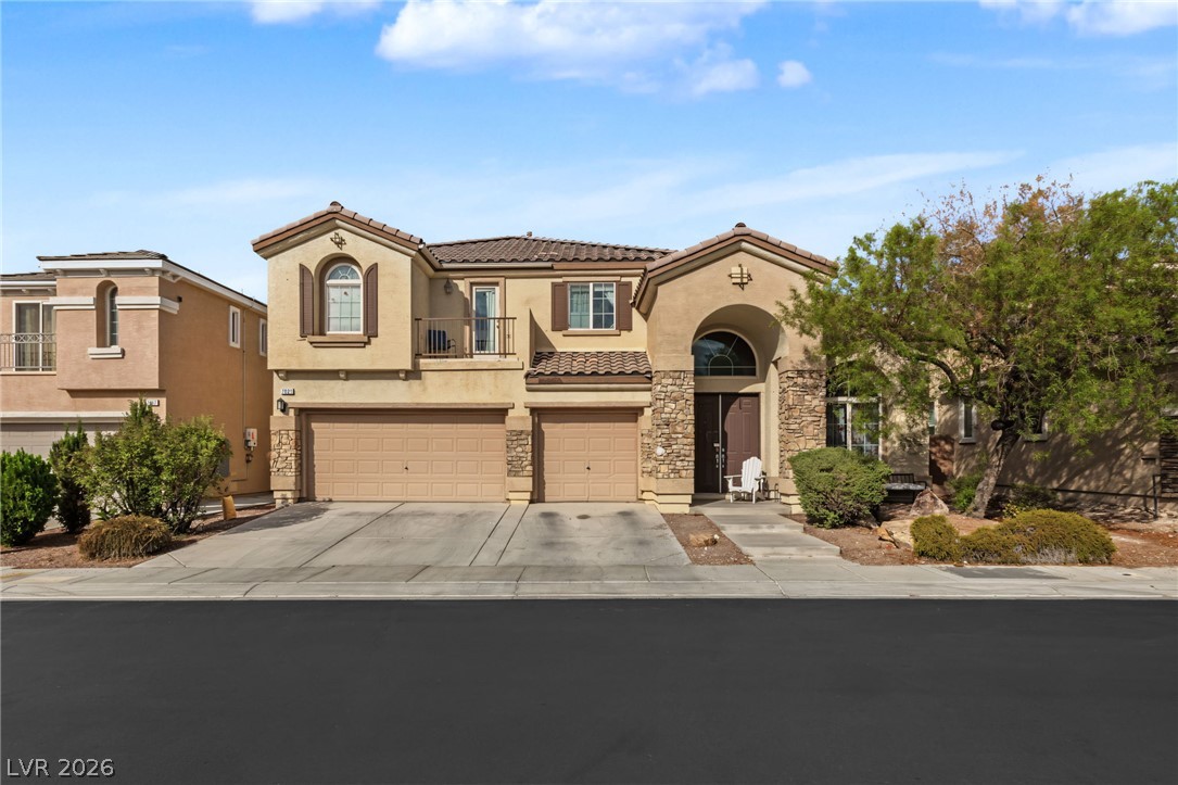 7021 Albatross Attic Street
