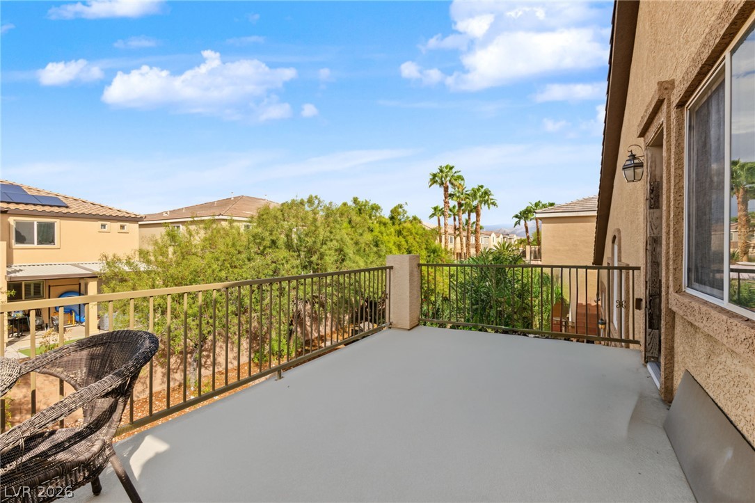 7021 Albatross Attic Street