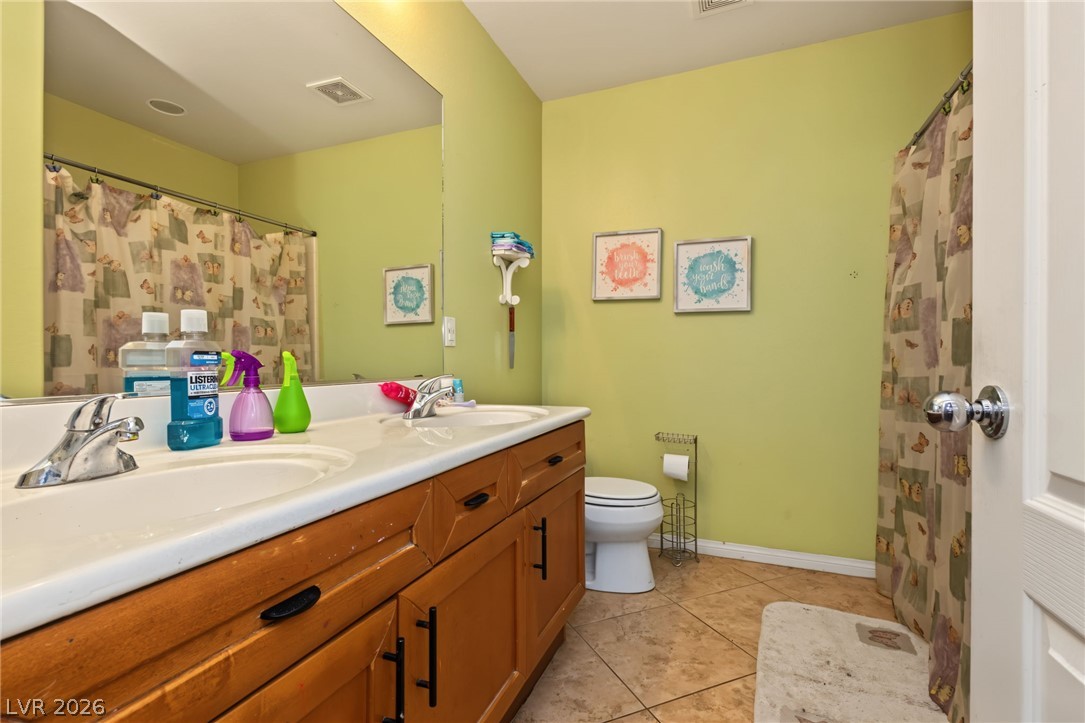 7021 Albatross Attic Street