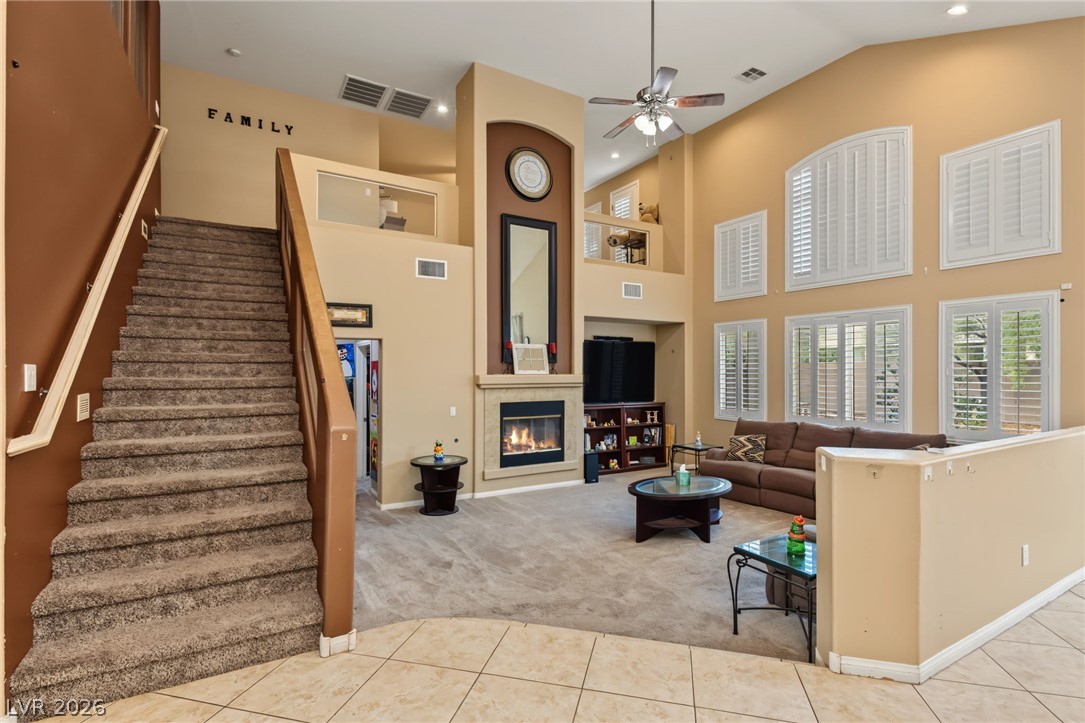7021 Albatross Attic Street