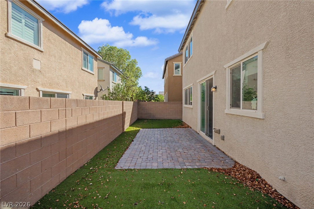 3622 Vino Rosso Avenue