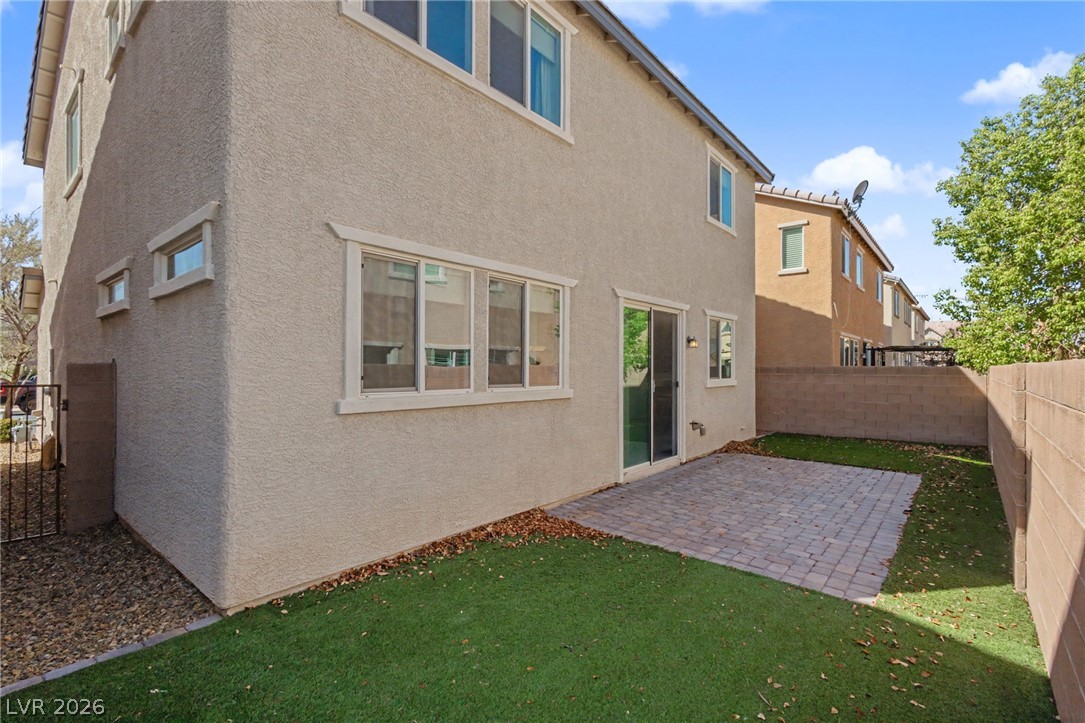 3622 Vino Rosso Avenue
