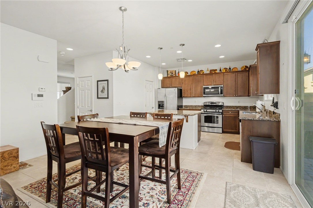 3622 Vino Rosso Avenue