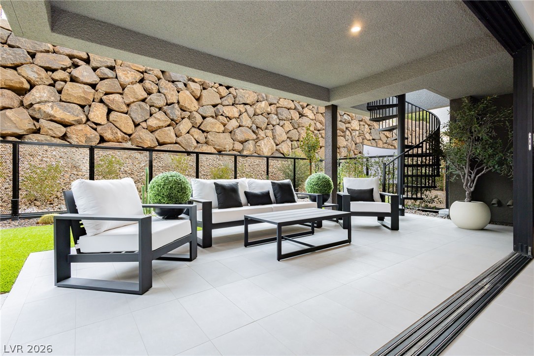 13 Promenade Isle Lane