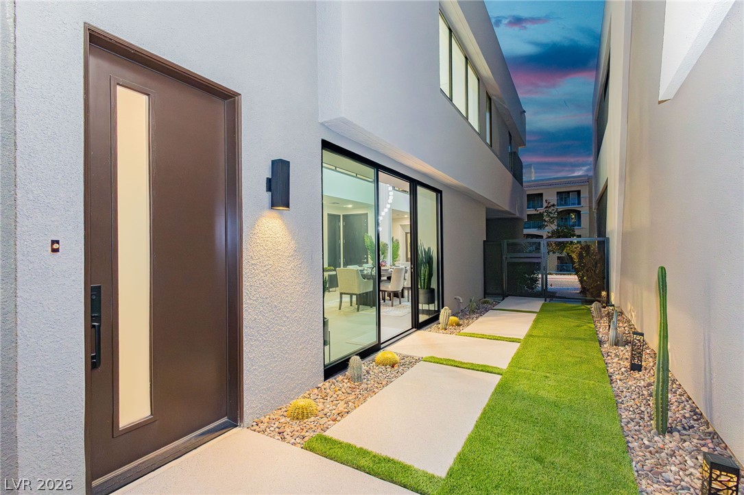 13 Promenade Isle Lane