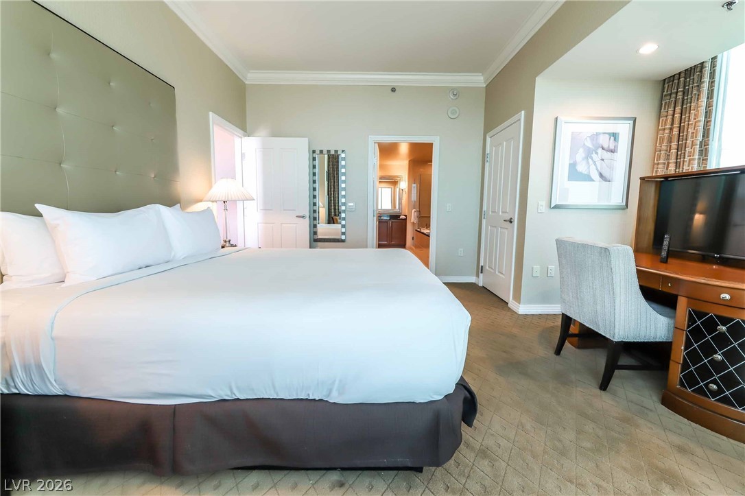 135 East Harmon Avenue 3520