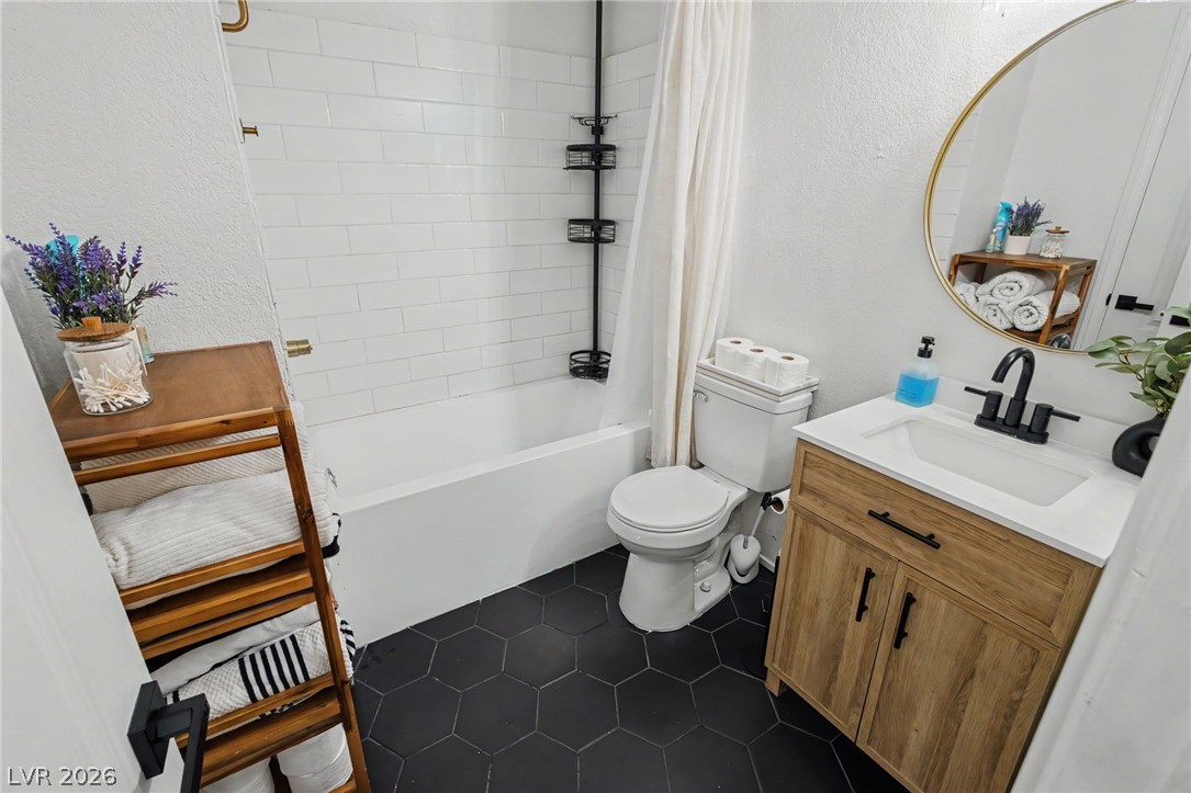 515 Sellers Place
