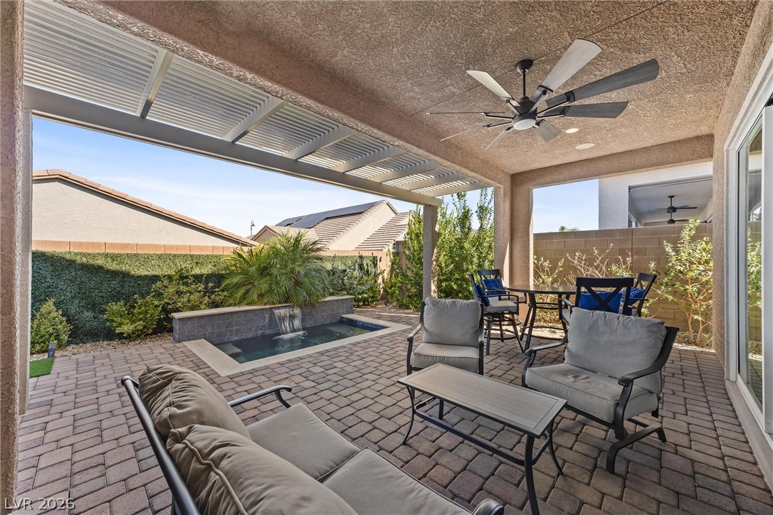 3382 Spring Rock Avenue