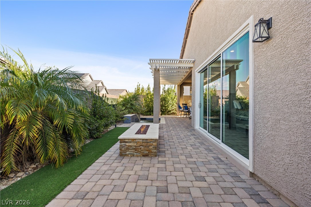 3382 Spring Rock Avenue