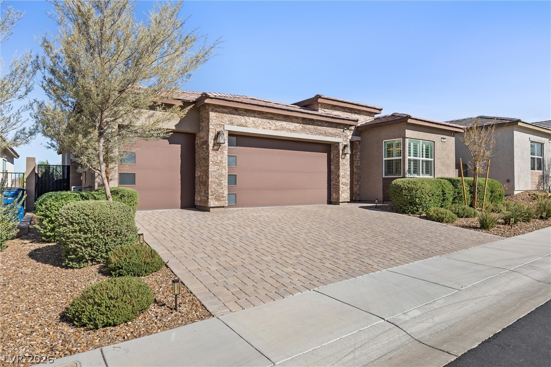 3382 Spring Rock Avenue
