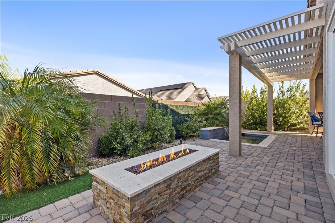 3382 Spring Rock Avenue