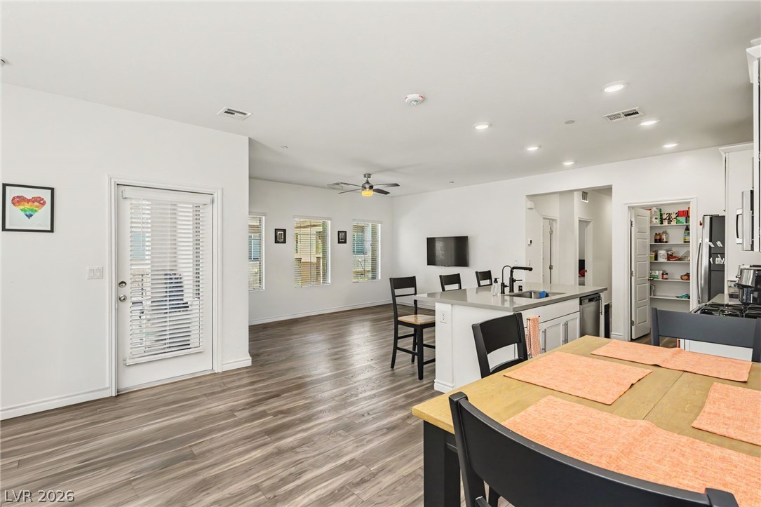 600 North Carriage Hill Drive 2174