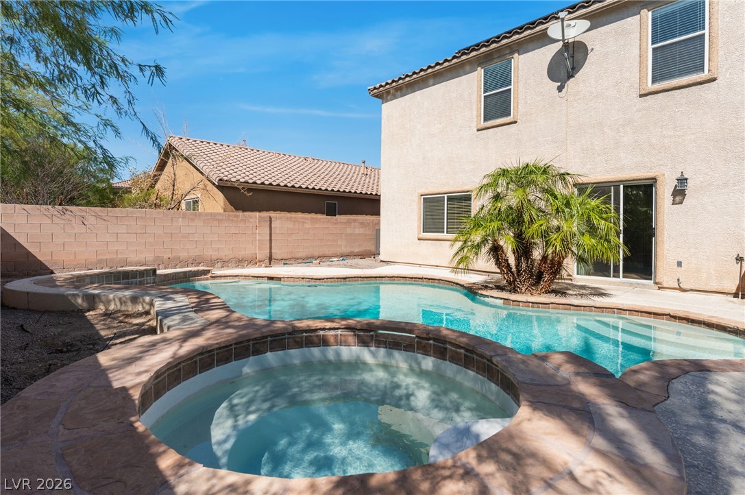 2825 Woodland Park Avenue