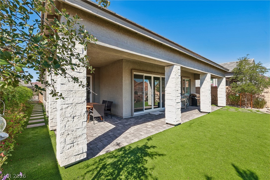 48 Tatahatso Point Street