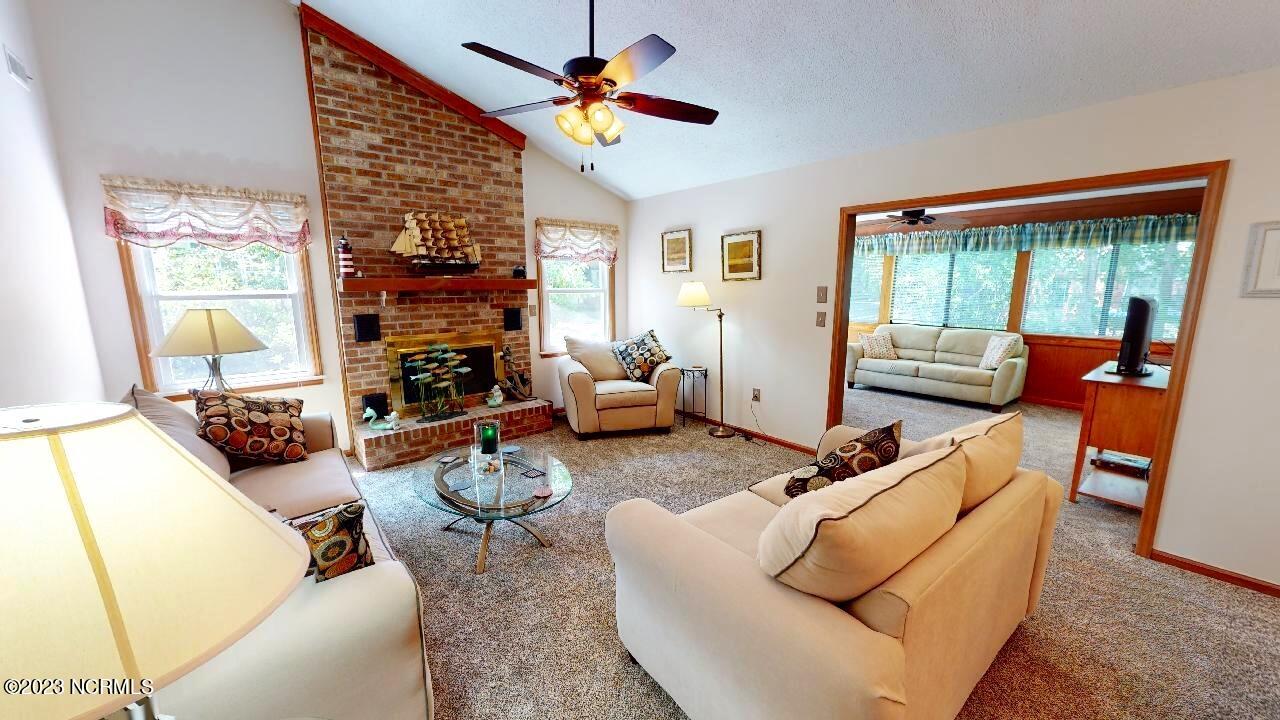 6 Niblick Court