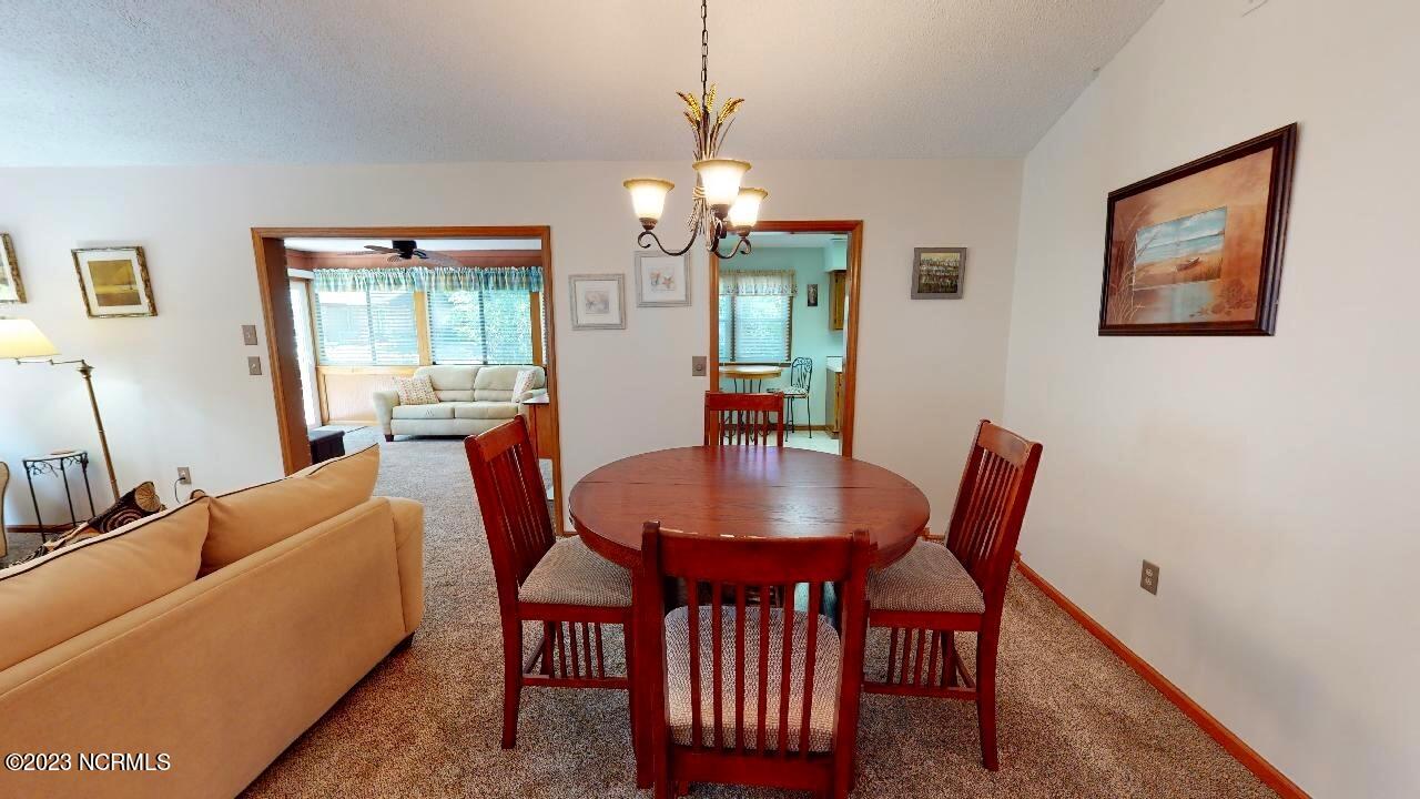 6 Niblick Court
