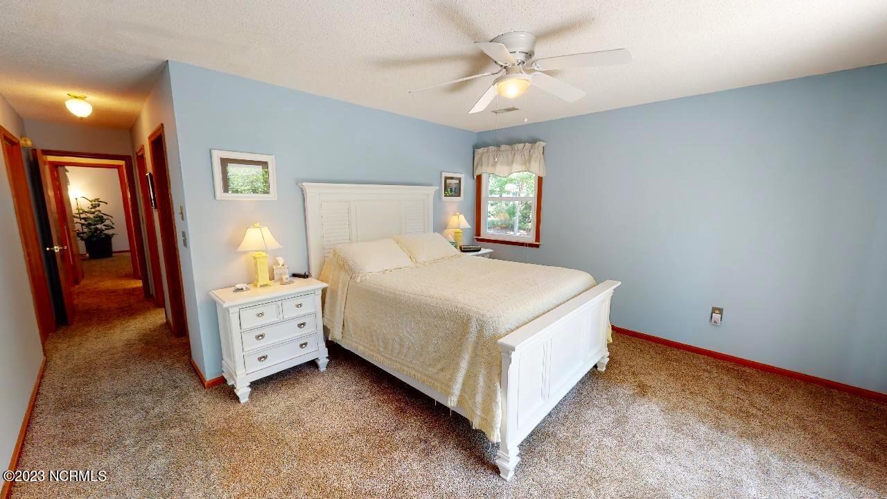 6 Niblick Court