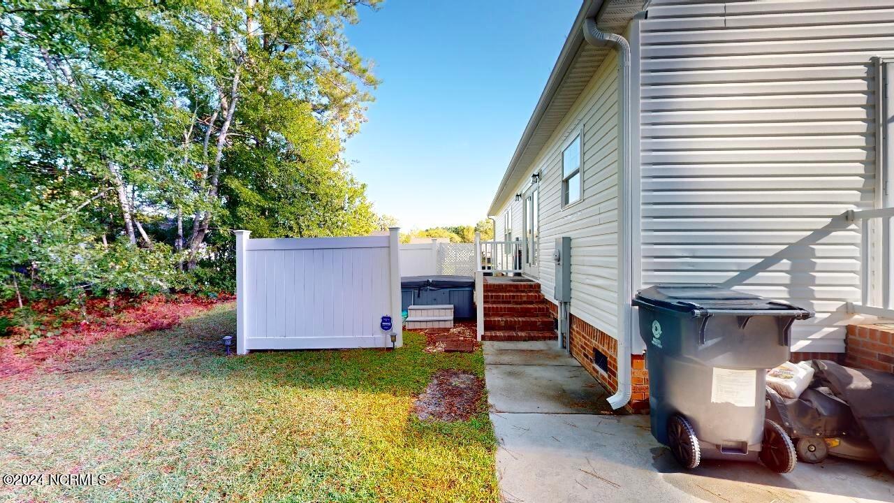 894 Palmer Drive