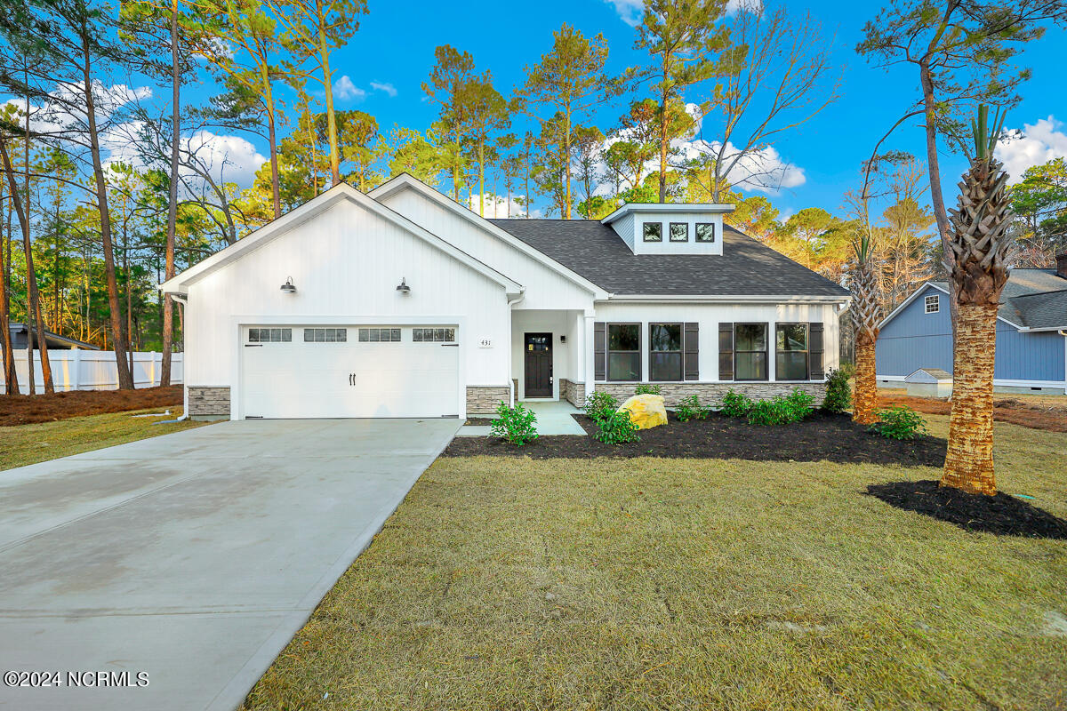 431 Sandlewood Drive NW