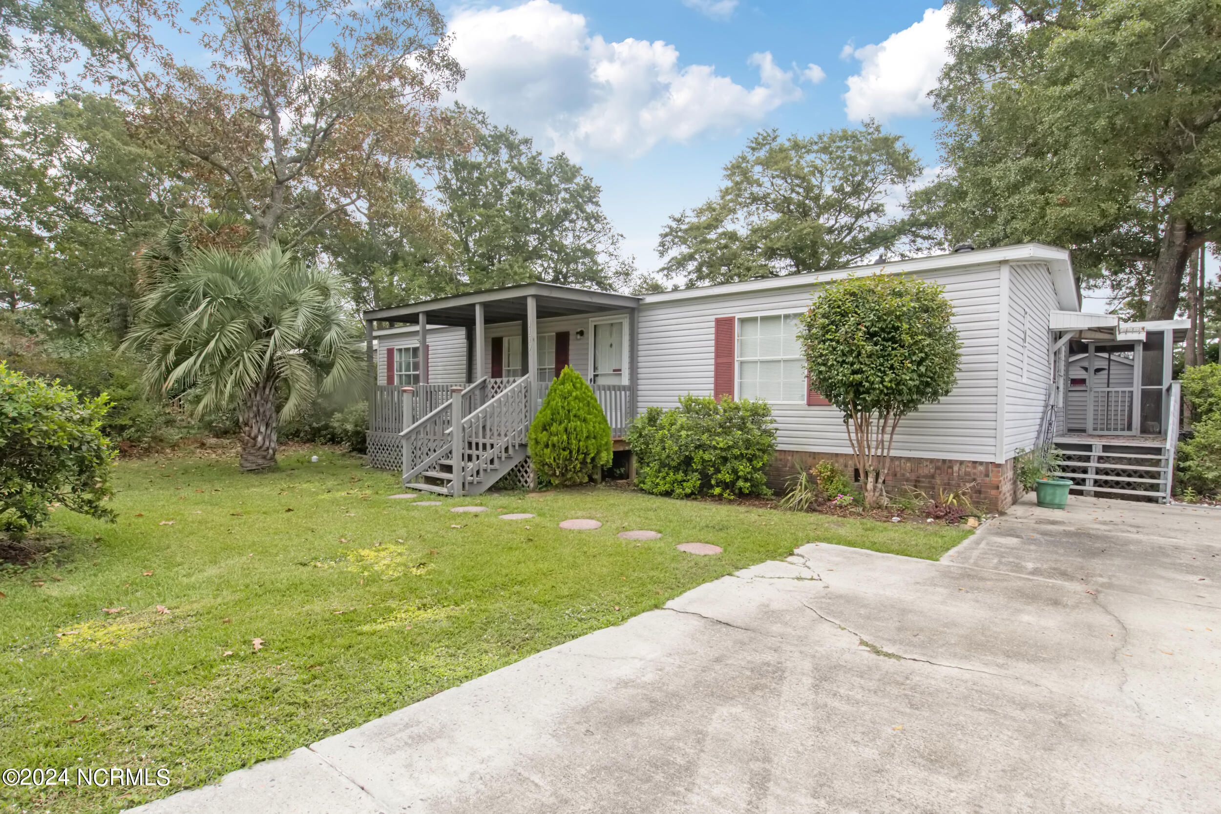 1179 Pine Bur Circle SW