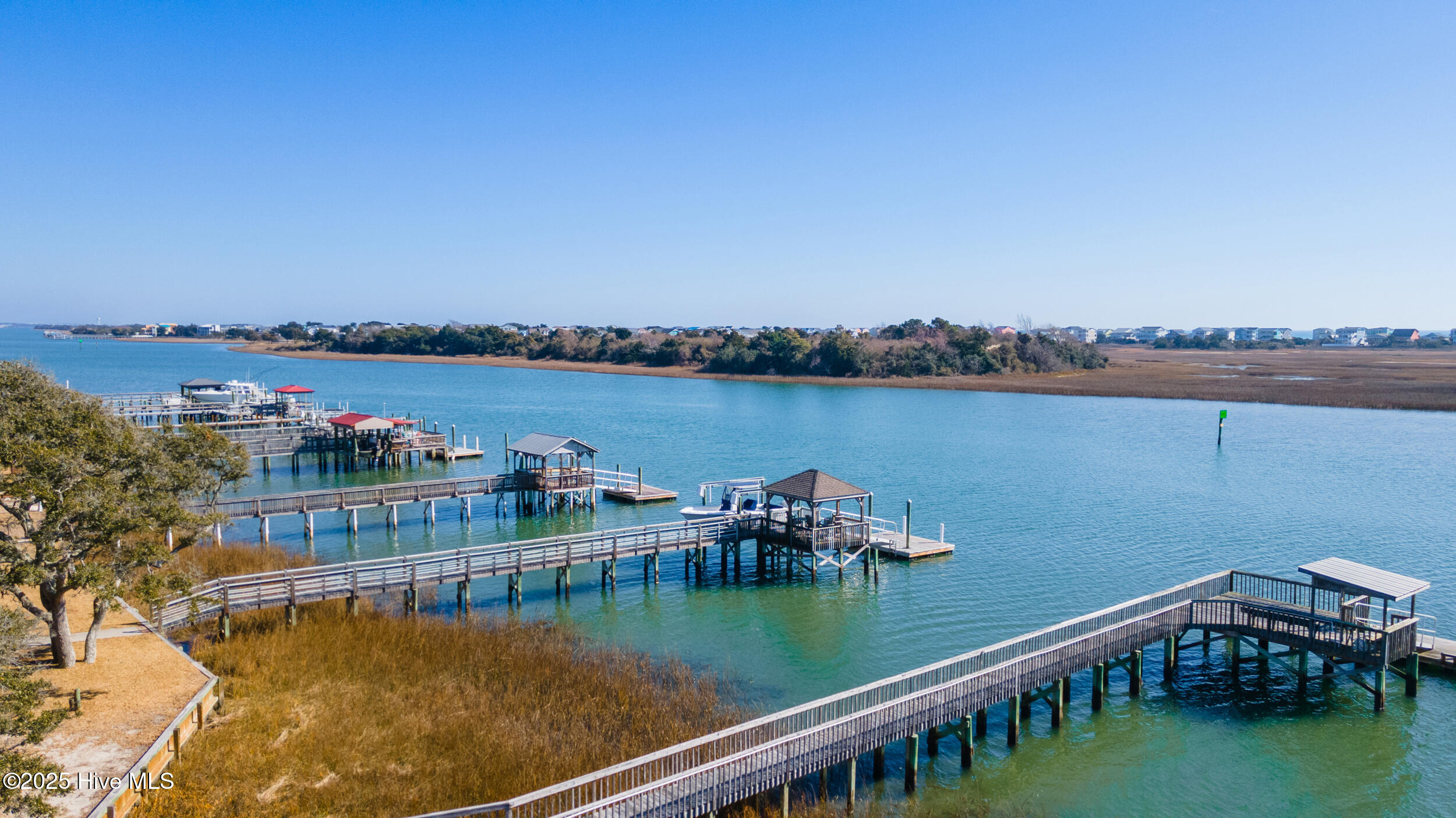 2252 Dolphin Shores Drive SW, Unit 6 Unit 6
