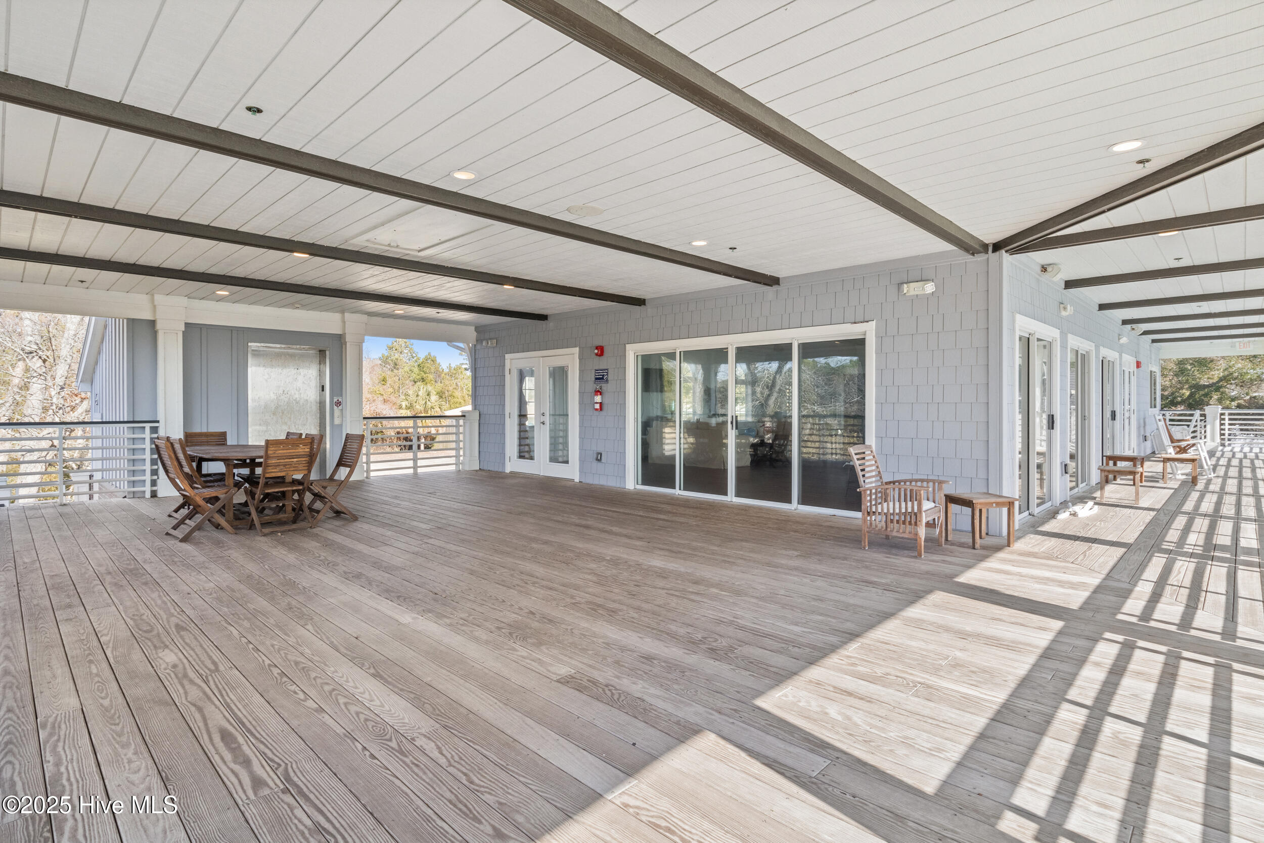 2252 Dolphin Shores Drive SW, Unit 6 Unit 6